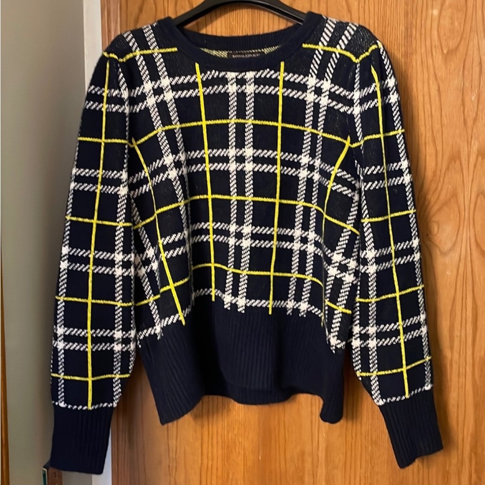 New with tags puff sleeve sweater